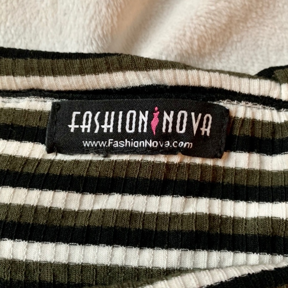 Fashion Nova Annalien Off Shoulder Striped Top - Picture 4 of 4